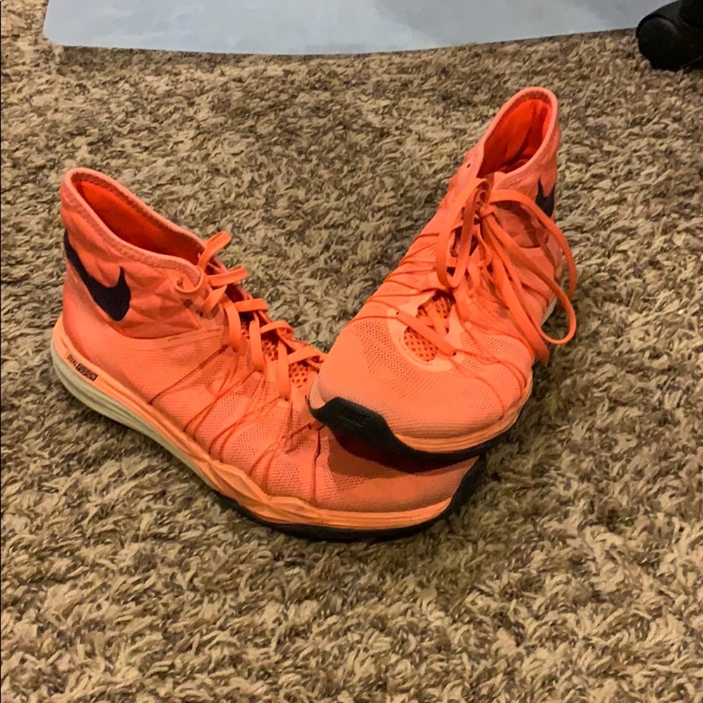 Nike dual fusion training shoes